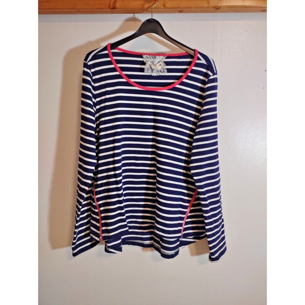 Lili's Closet Women's L Shirt Navy Blue White Stripe Fashion Art to Wear